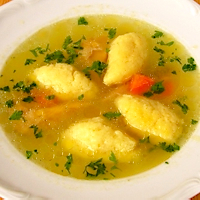 Domaća supa sa knedlama - 7